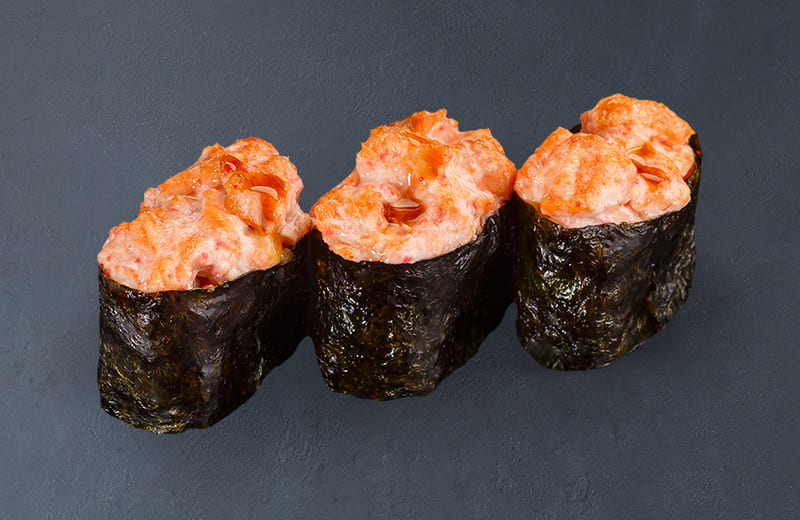 Суши, запечённые под соусом спайси лосось (3 шт.)